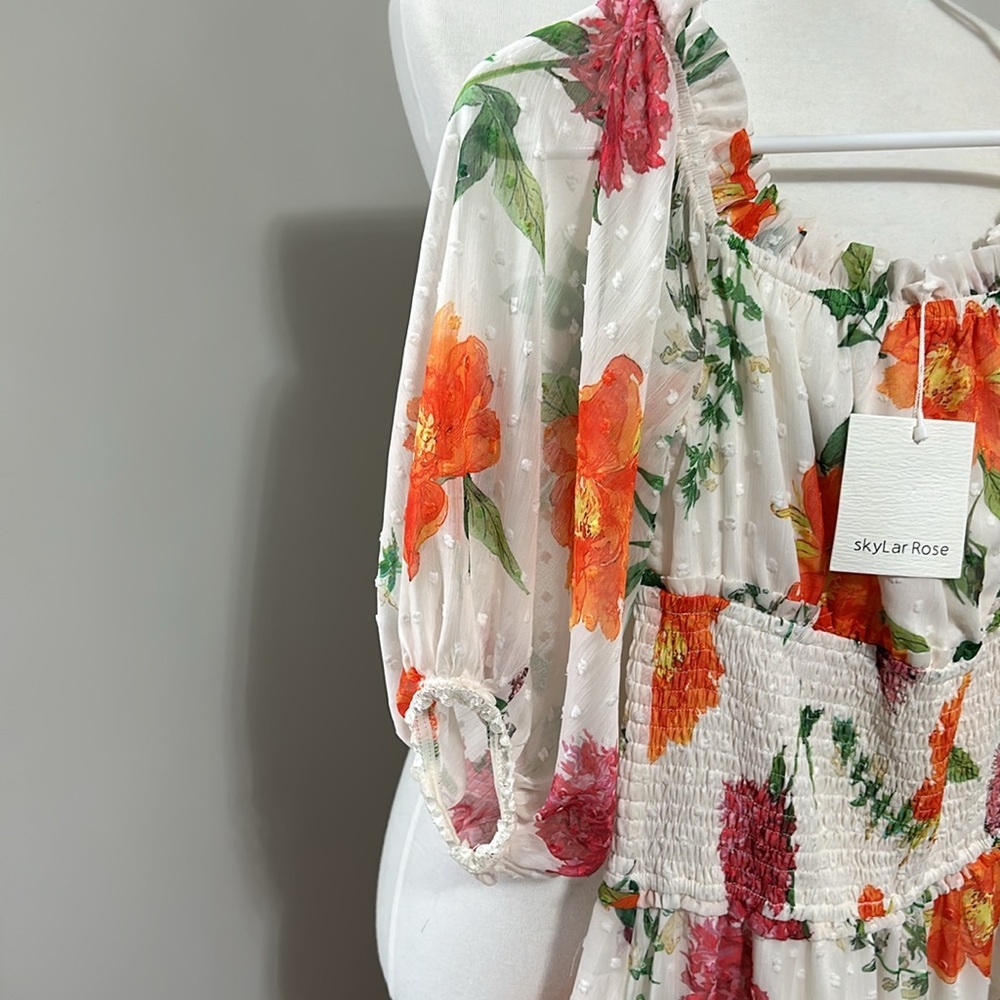 NWT beautiful floral SkyLar Rose maxi dress with shirred waistline detail - Picture 4 of 6